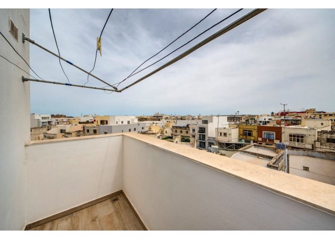 Direct from Owner - Pieta Penthouse near Valletta - 2 Bedroom - Fully Air-Conditioned - Sleep 4/6 people malta, Holiday Rentals Malta & Gozo malta